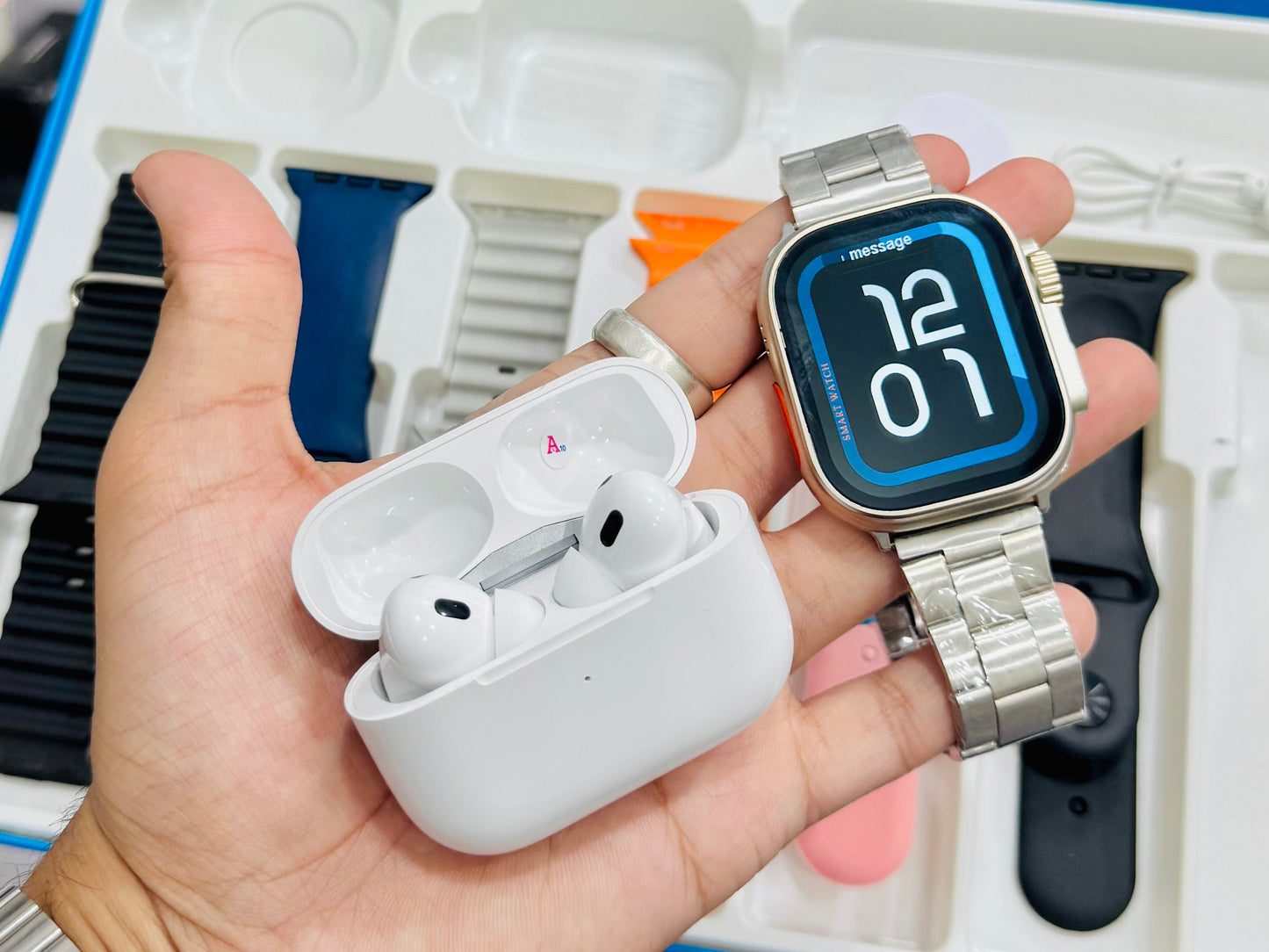 Gold Ultra 7 Straps With Free Air Pods